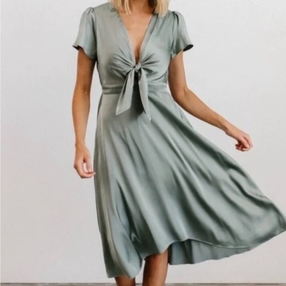Baltic Born Poppy Midi Dress Sage Green Tie Front Short Sleeve Size XS Women's